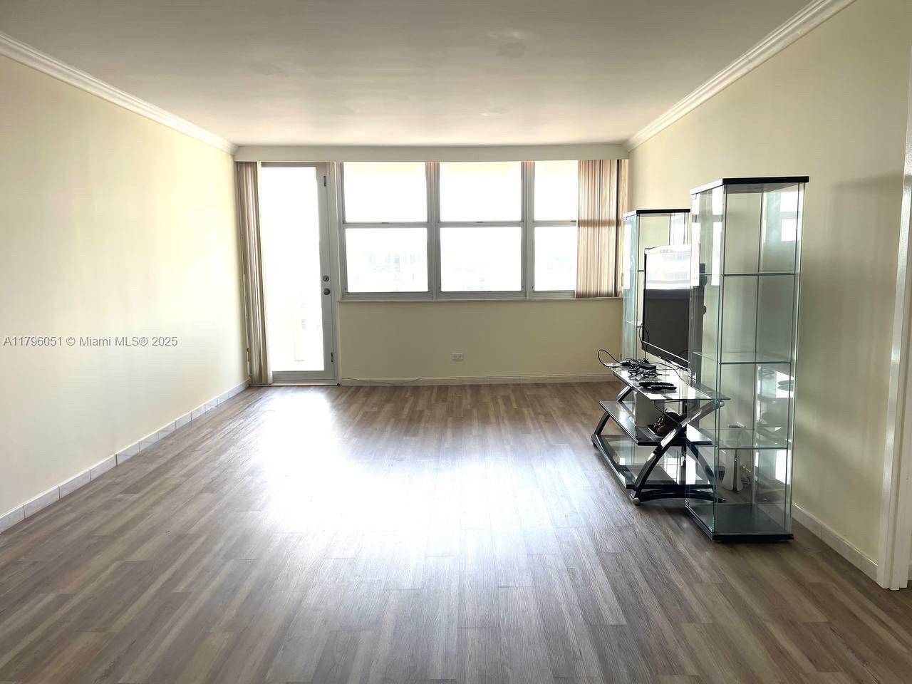 Sunny Isles Beach, FL 33160,250 174th St #2308