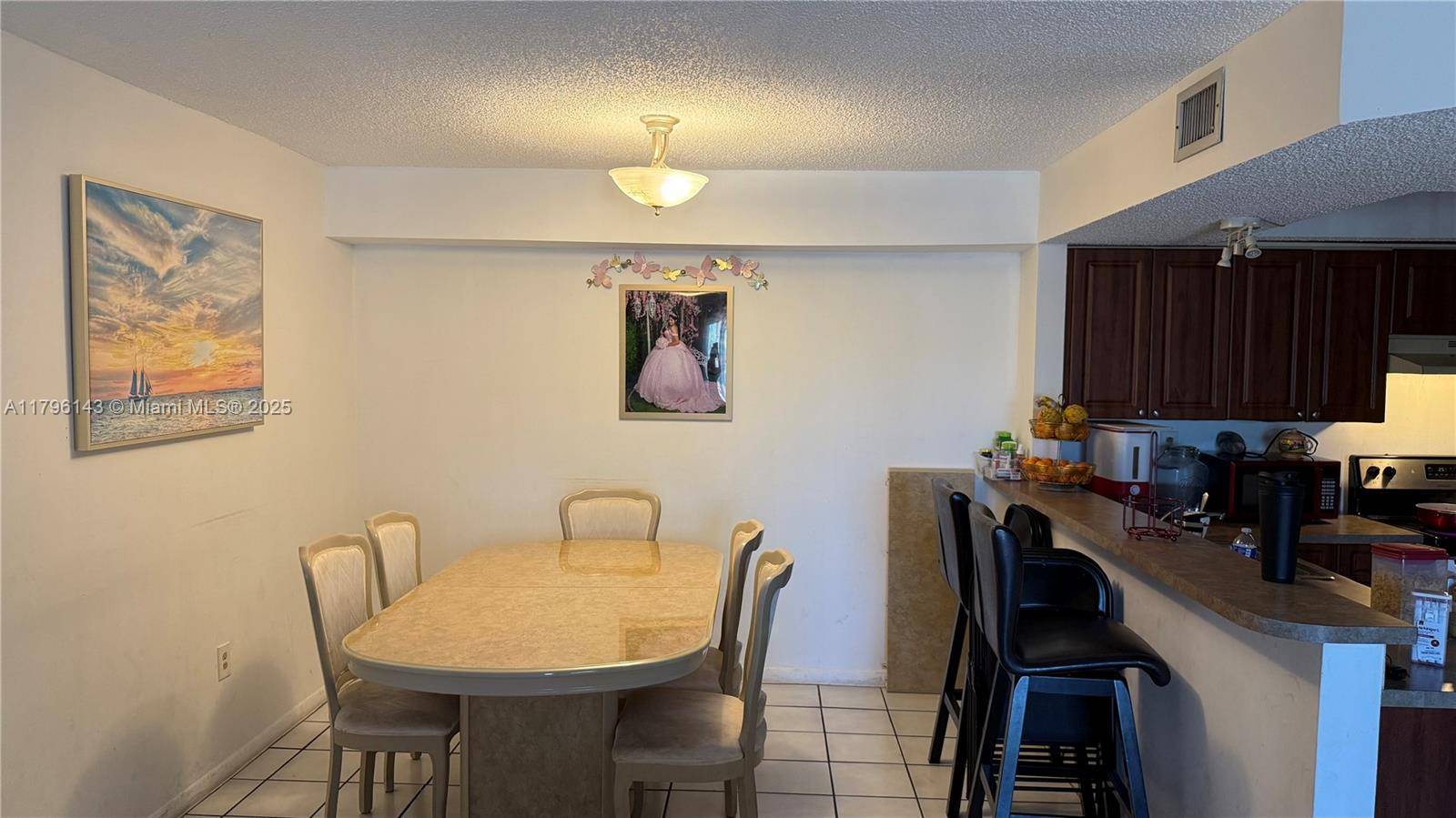 Cutler Bay, FL 33189,8560 SW 212th St #203