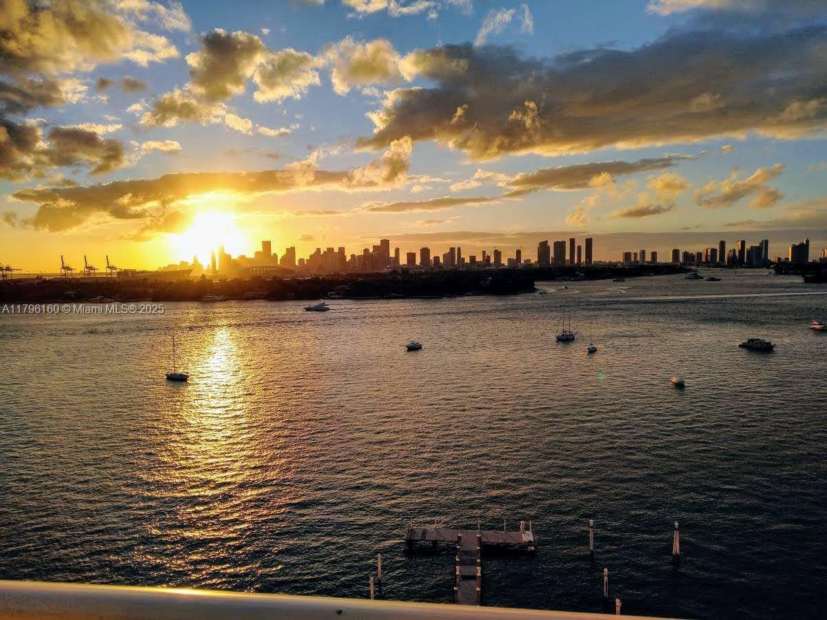 Miami Beach, FL 33139,1000 West Ave #1118