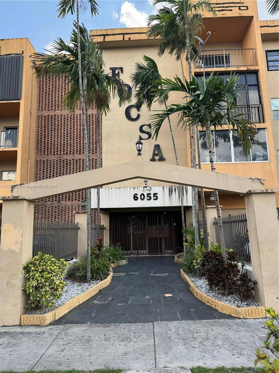 Hialeah, FL 33012,6055 W 19th Ave #417