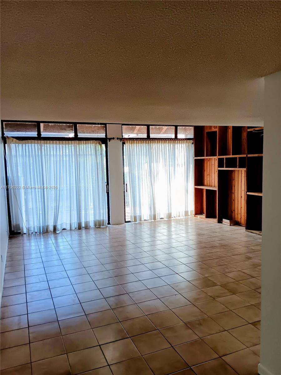 Pembroke Pines, FL 33026,11209 NW 15th Pl #1