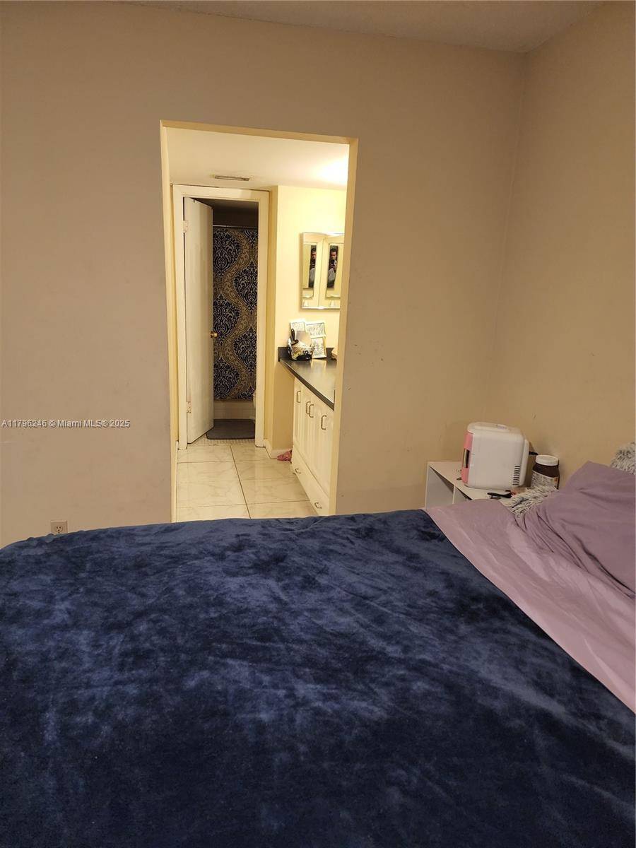 Green Acres, FL 33415,2148 White Pine Cir #A
