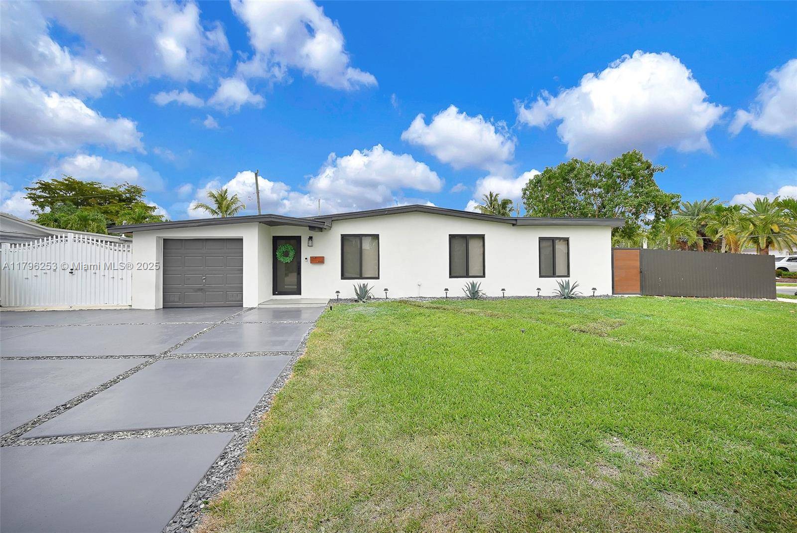 Hialeah, FL 33015,18301 NW 82nd Ct