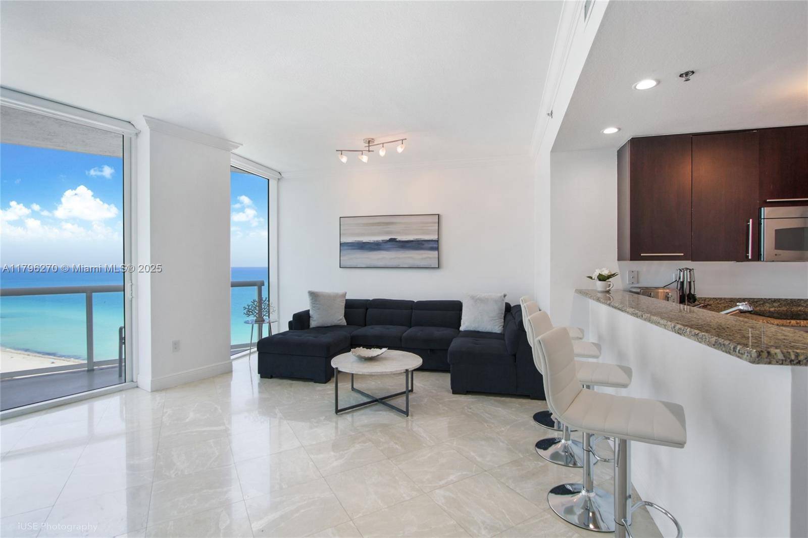 Miami Beach, FL 33141,6515 Collins Ave #1710