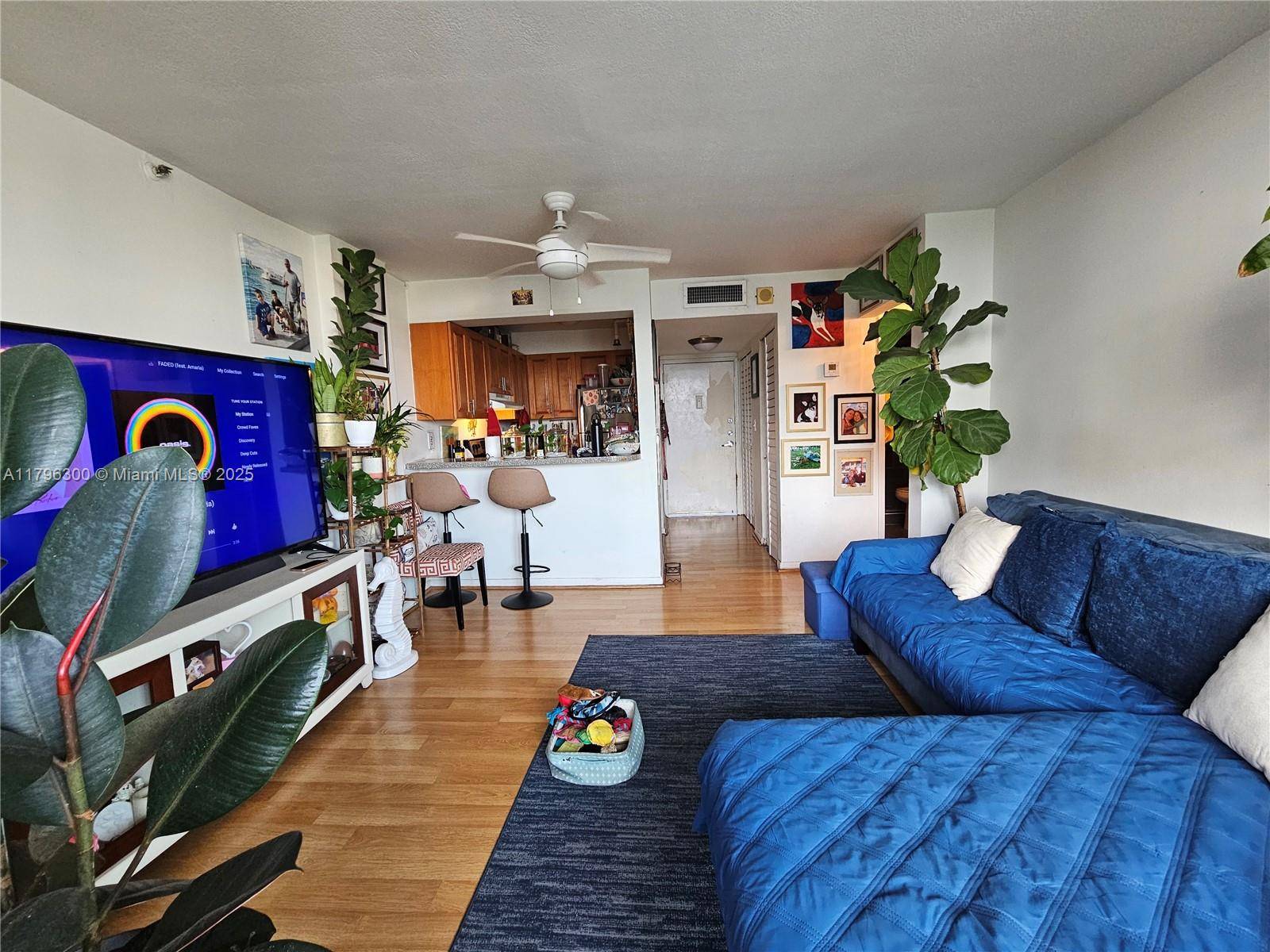 Miami Beach, FL 33139,1035 West Ave #406