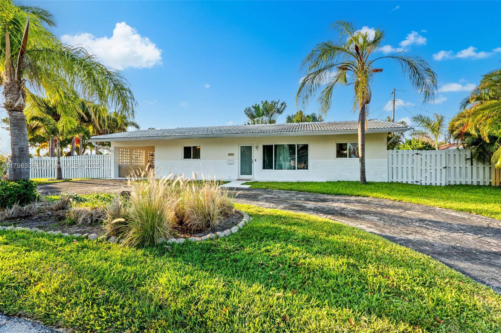 Lighthouse Point, FL 33064,2231 NE 38th St #0