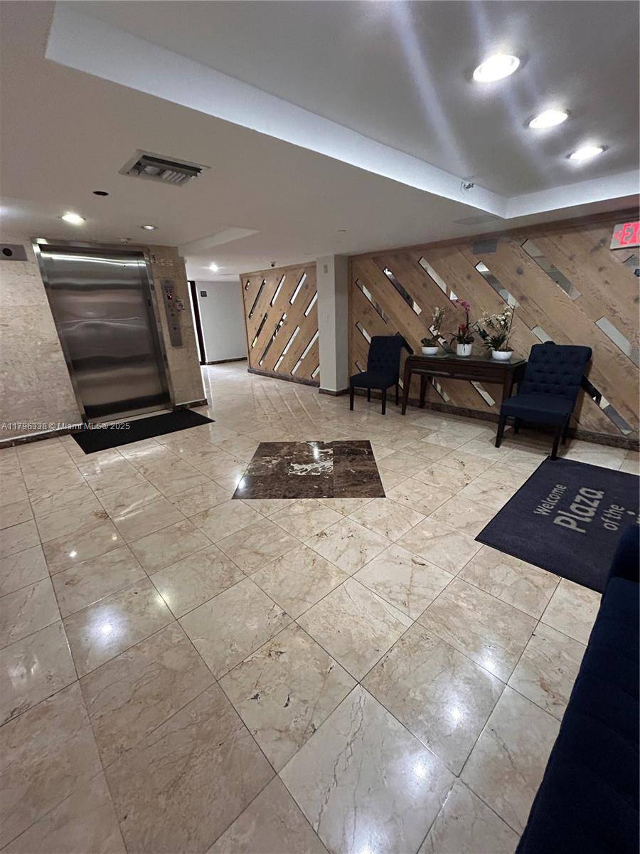 Sunny Isles Beach, FL 33160,17021 N Bay Rd #714
