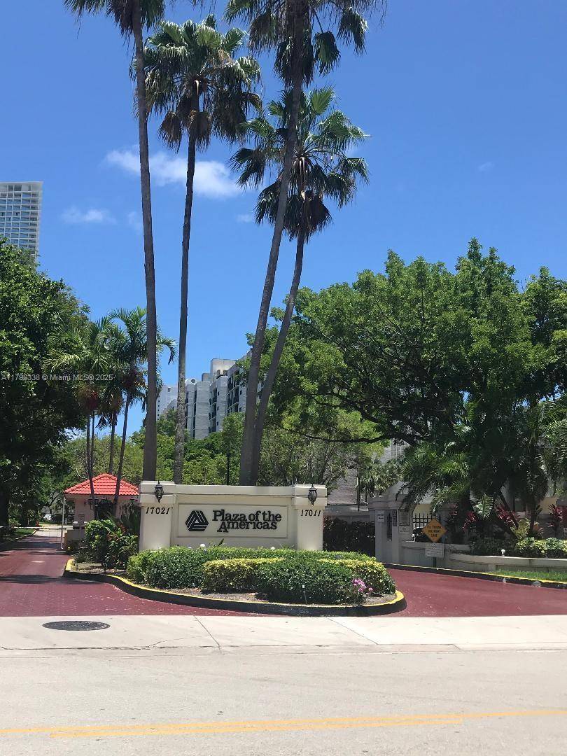 Sunny Isles Beach, FL 33160,17021 N Bay Rd #714
