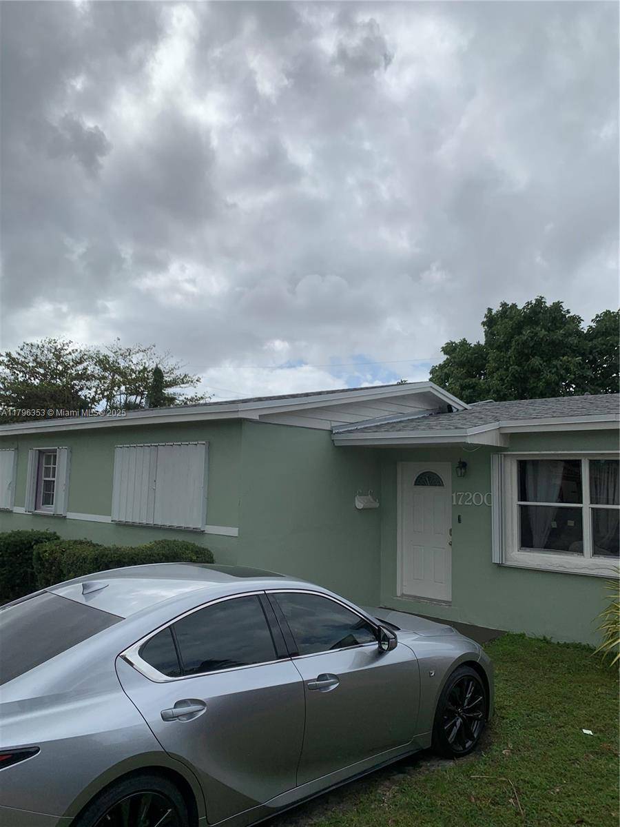 Miami, FL 33169,17200 N Miami Ave