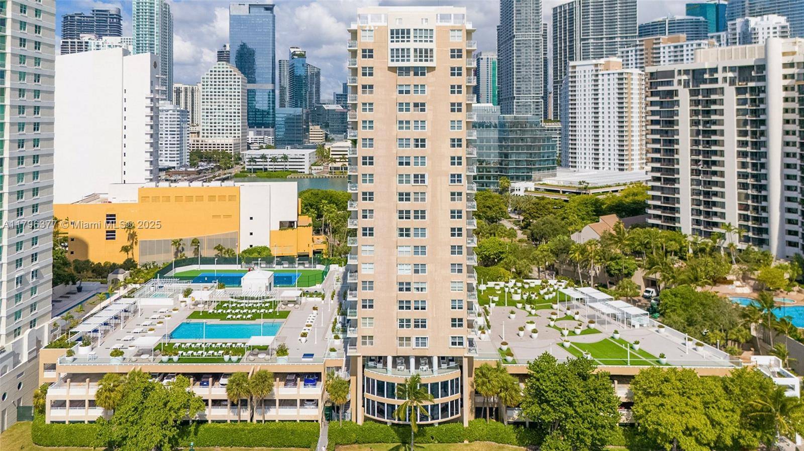 Miami, FL 33131,770 Claughton Island Dr #1114