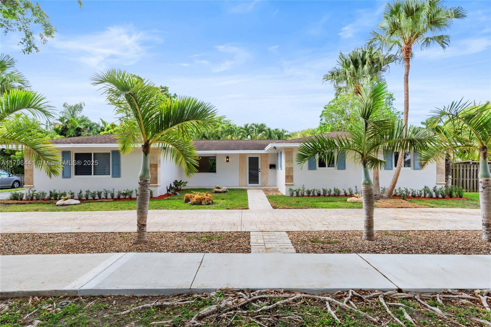 Palmetto Bay, FL 33157,8860 SW 160th St