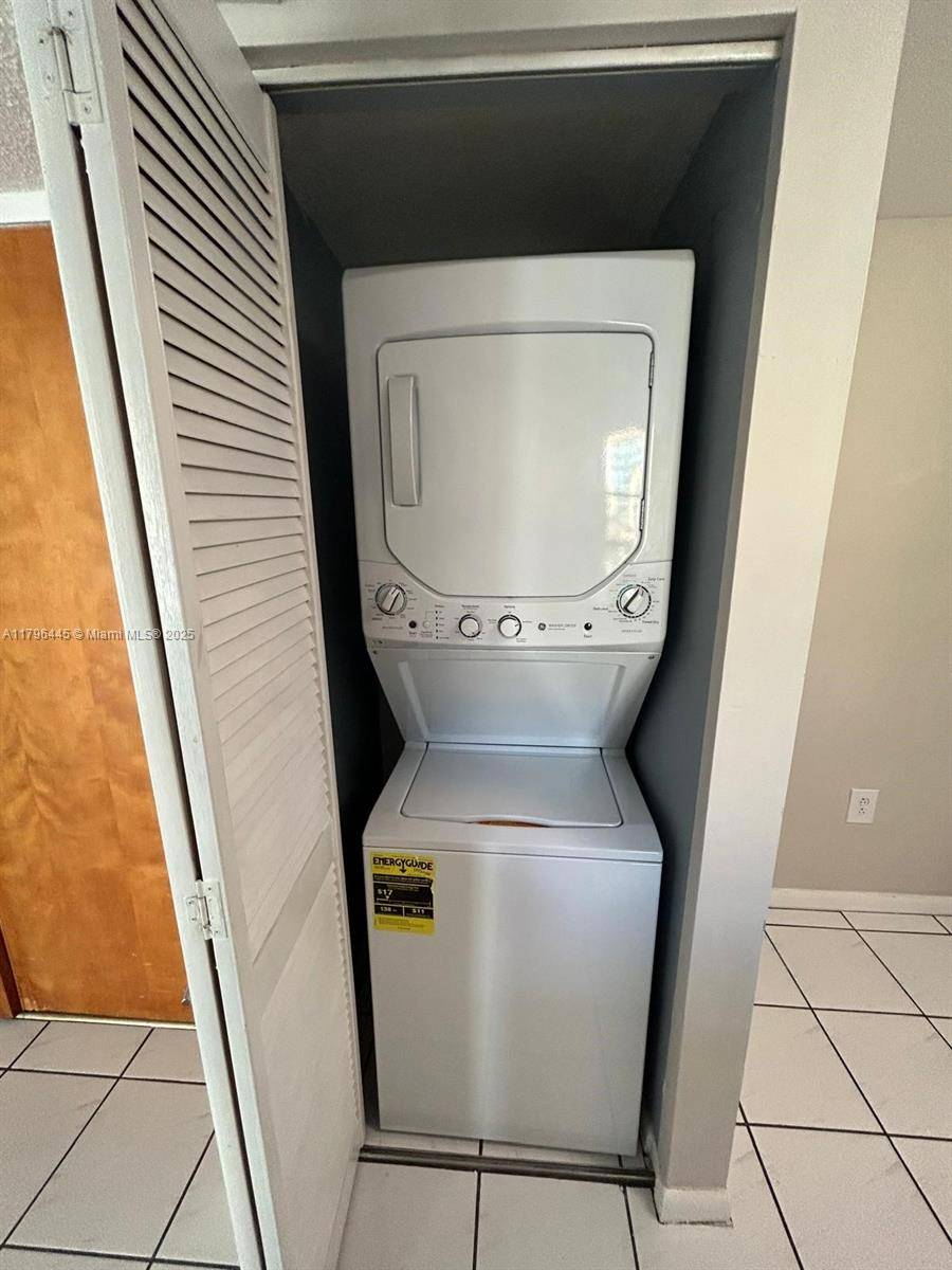 Miami, FL 33175,11780 SW 18th St #202-2