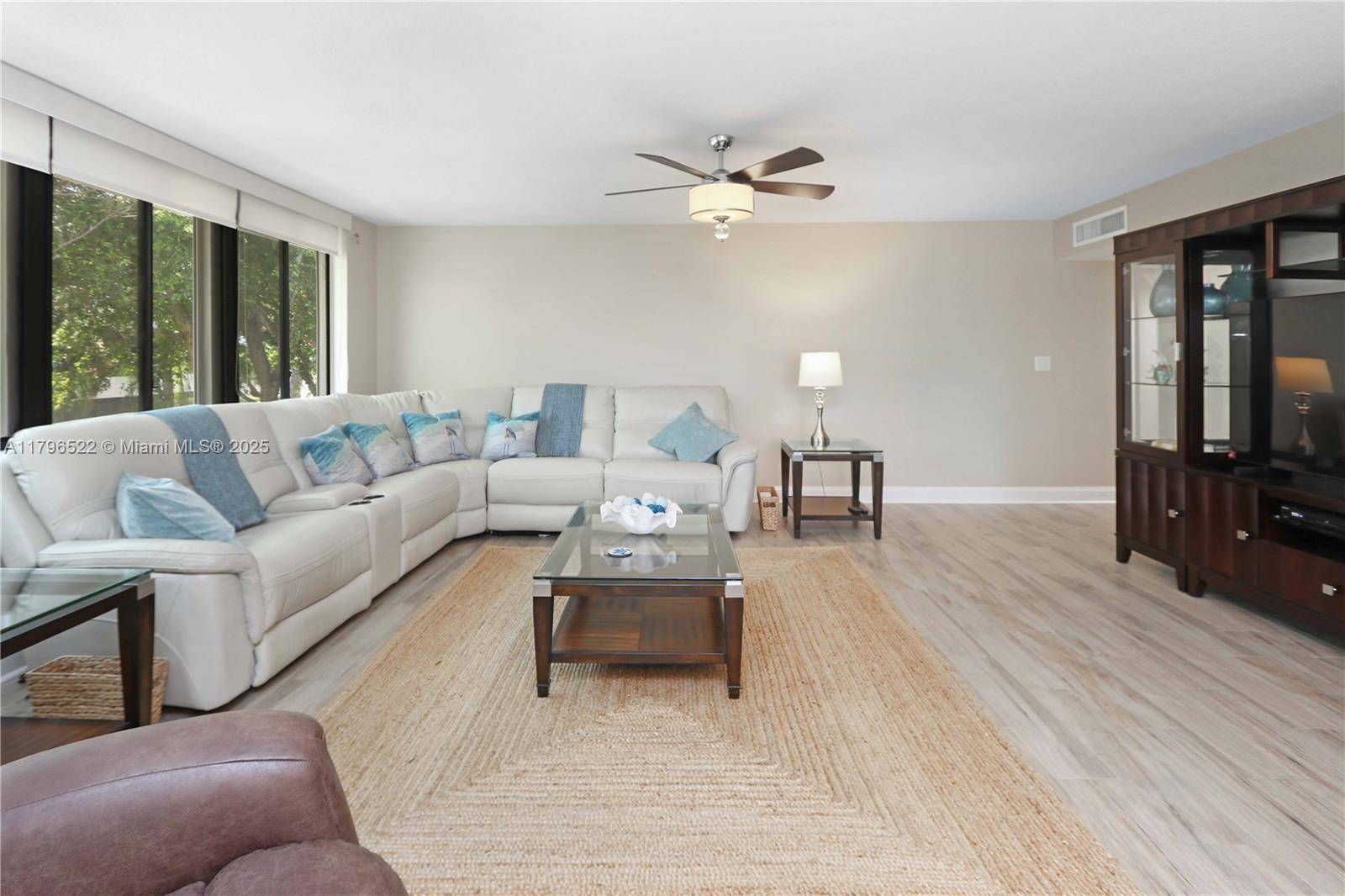 Hollywood, FL 33020,1490 Sheridan St #26A