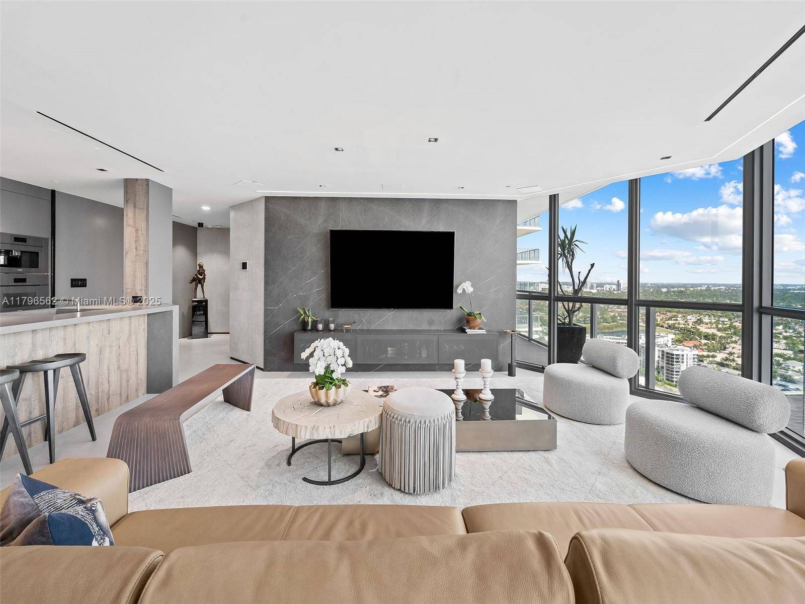 Hollywood, FL 33019,3101 S Ocean Dr #2905