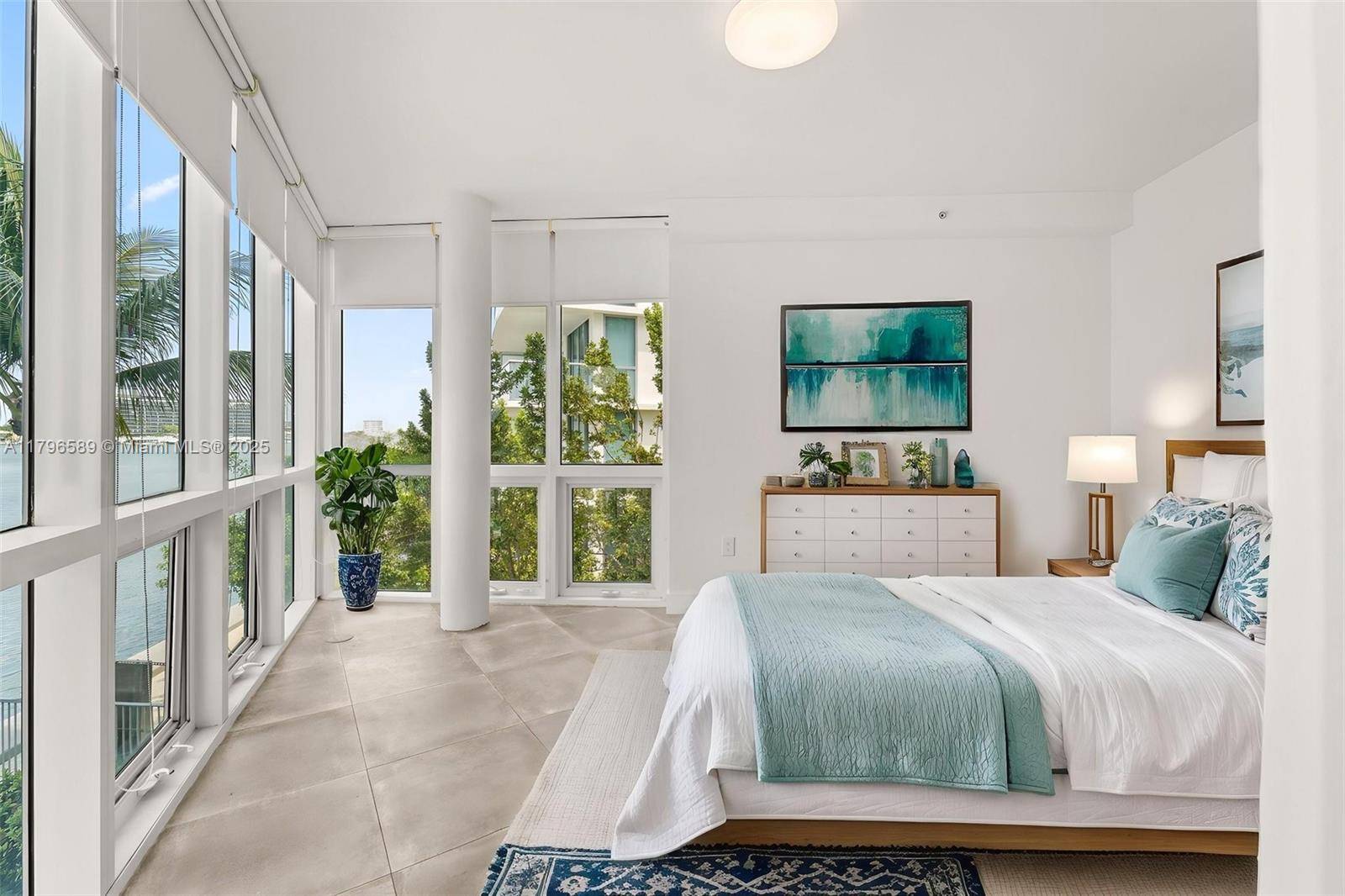 Miami Beach, FL 33141,6580 Indian Creek Dr #209