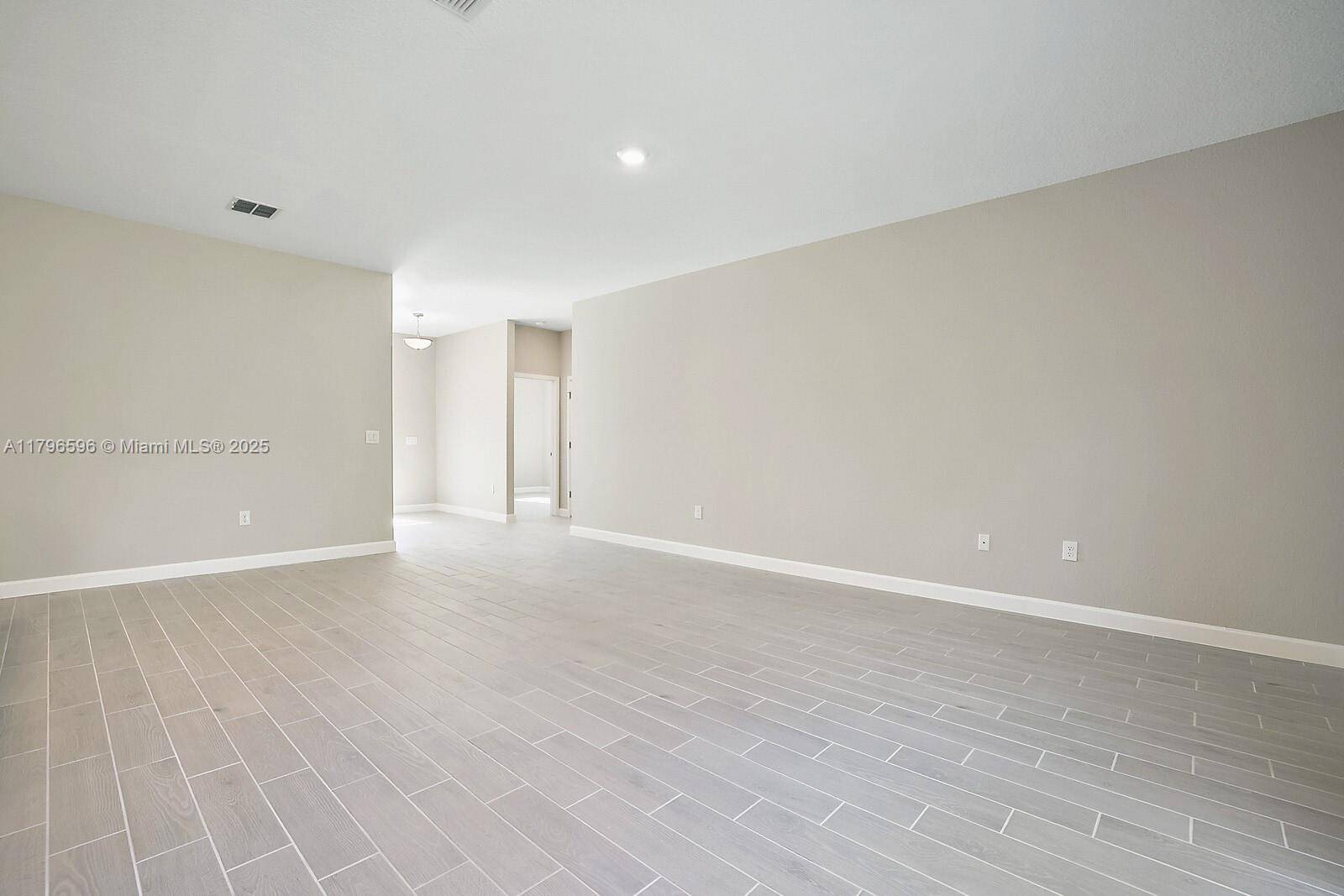 Palm Bay, FL 32909,807 Toluca ST SE
