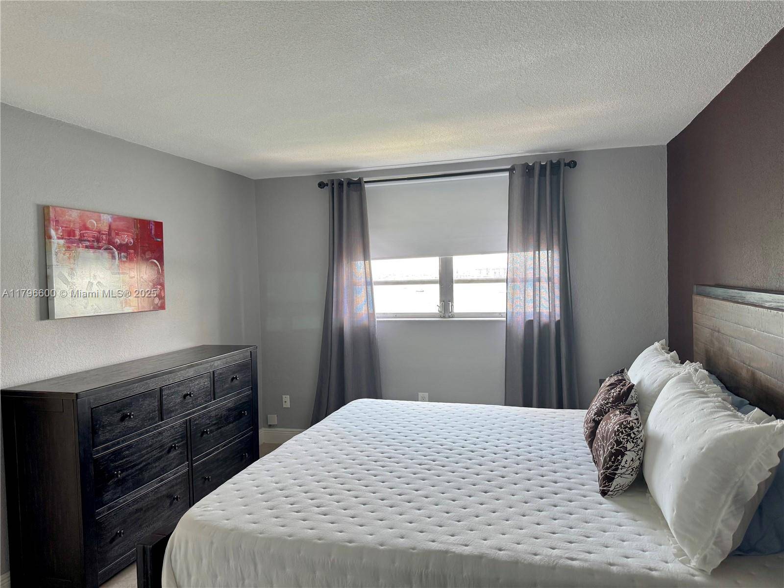 Aventura, FL 33160,3000 Marcos Dr #P512