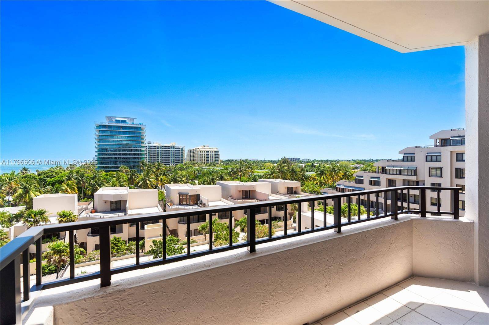 Key Biscayne, FL 33149,201 Crandon Blvd #633