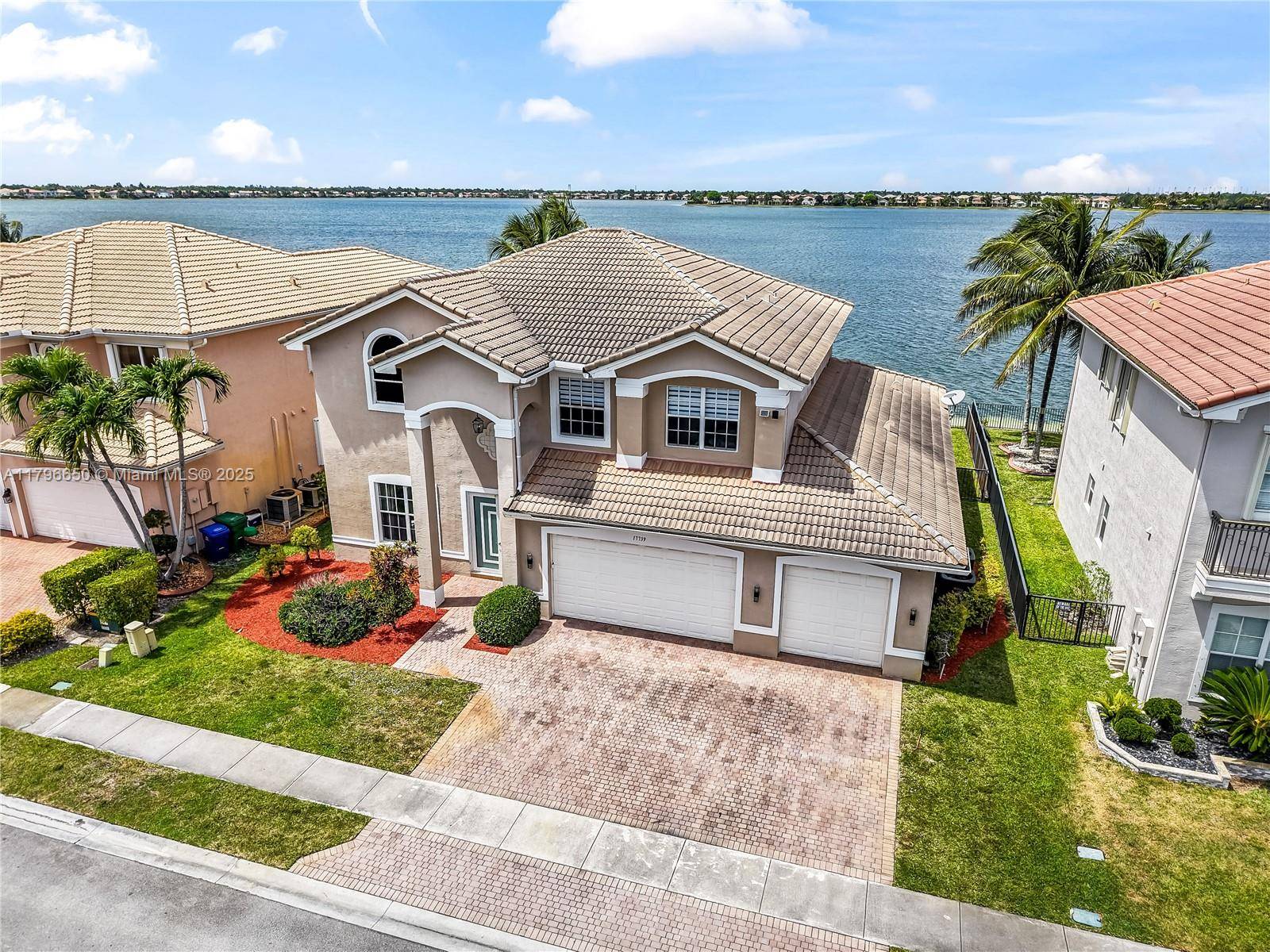 Miramar, FL 33029,17739 SW 54th St