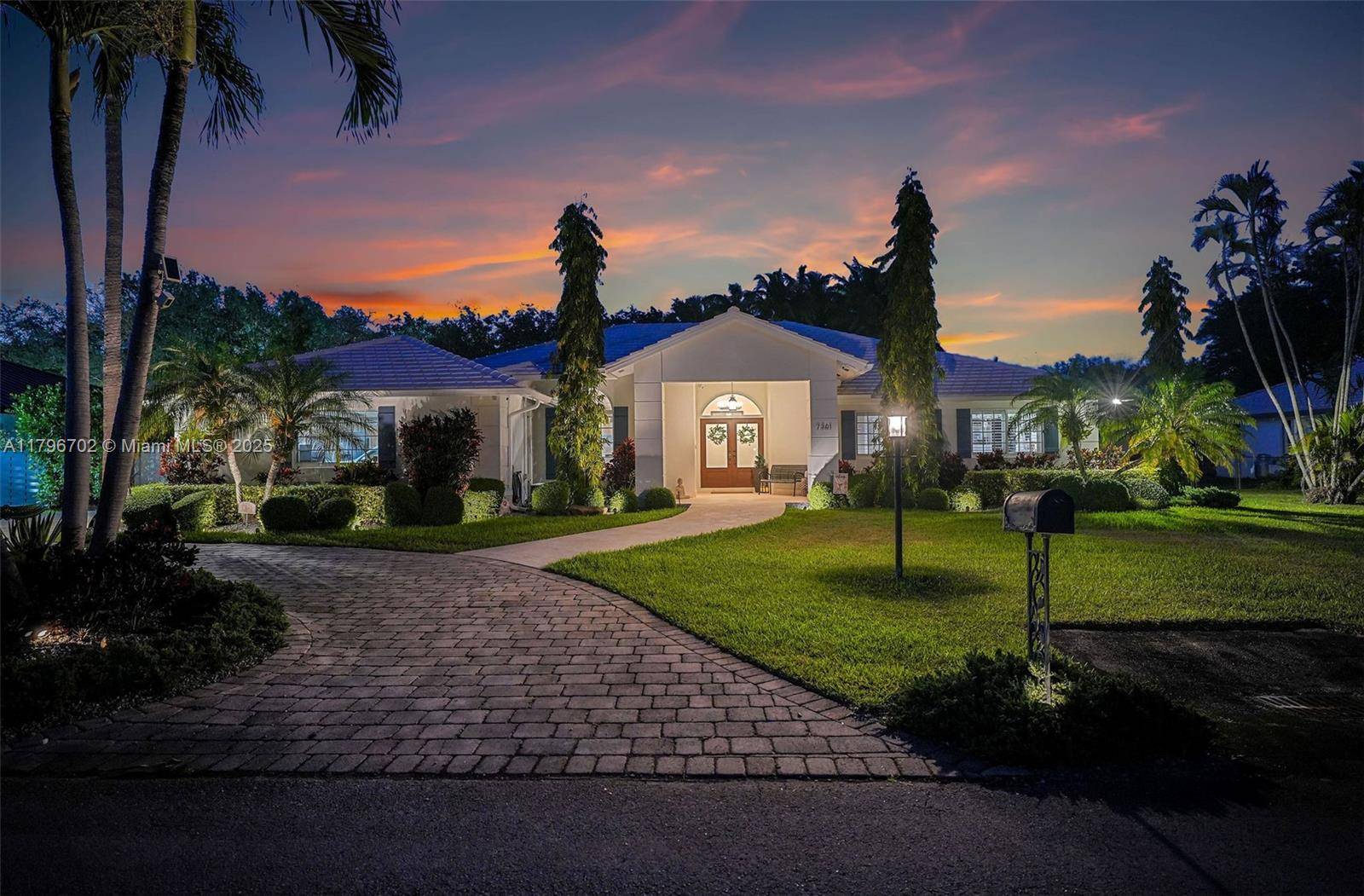 Palmetto Bay, FL 33157,7361 SW 165th St