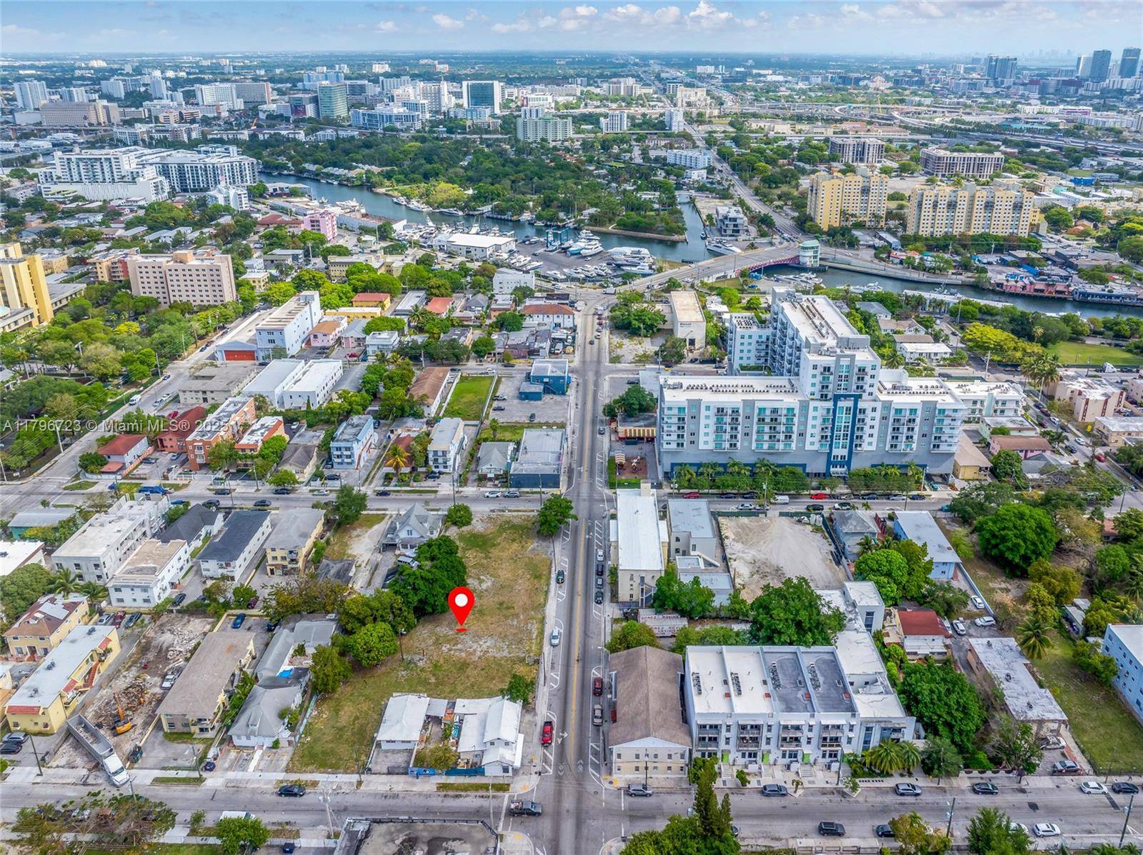 Miami, FL 33128,140 NW 8th Ave