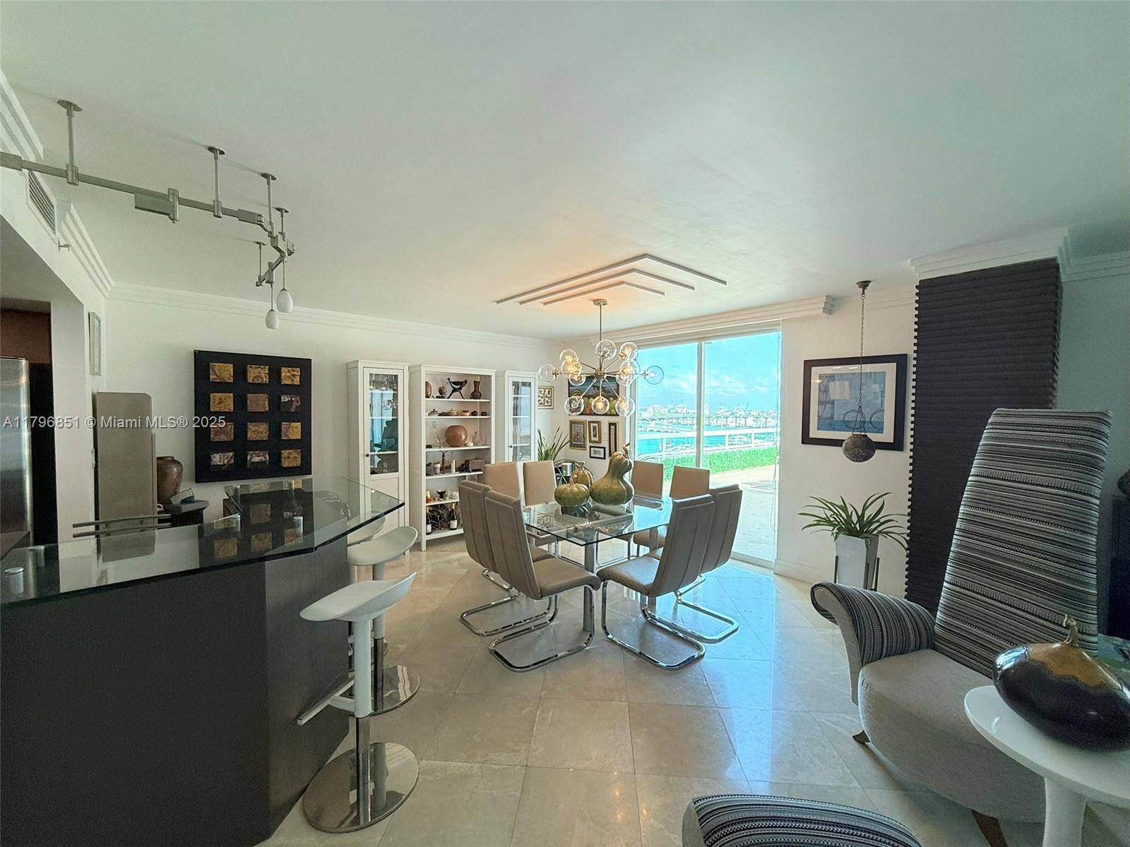 Miami, FL 33132,1800 N Bayshore Dr #1001