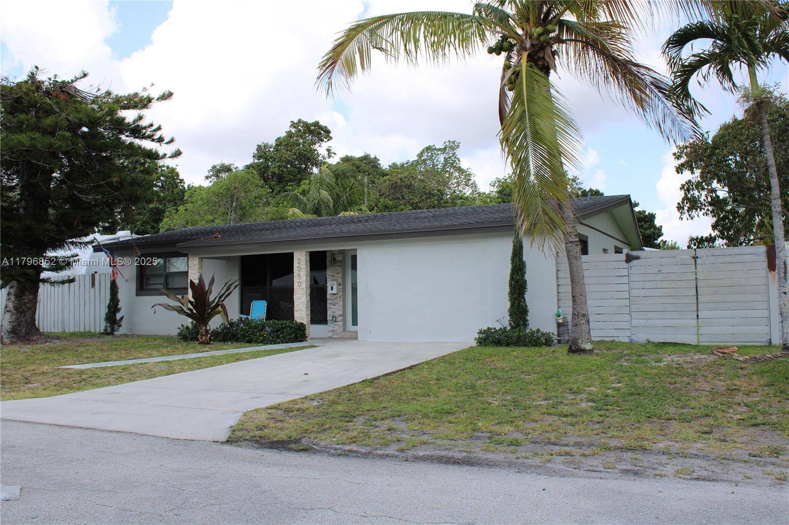 Hollywood, FL 33021,2050 N 57th Ter