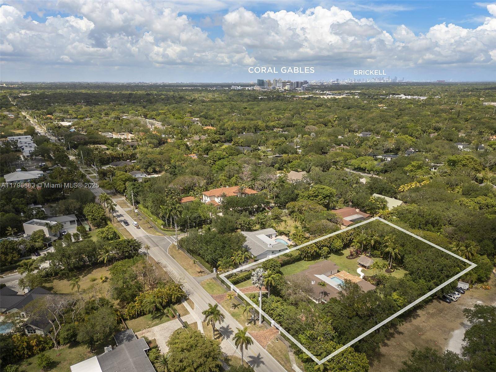 Miami, FL 33176,11631 SW 87th Ave