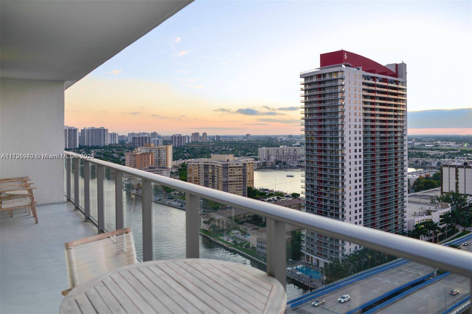 Hollywood, FL 33019,4010 S Ocean Dr #R1606