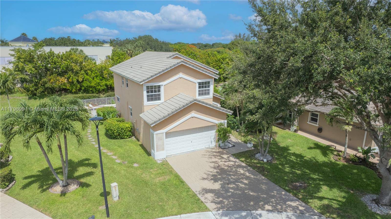 Parkland, FL 33067,7423 NW 70th Ave