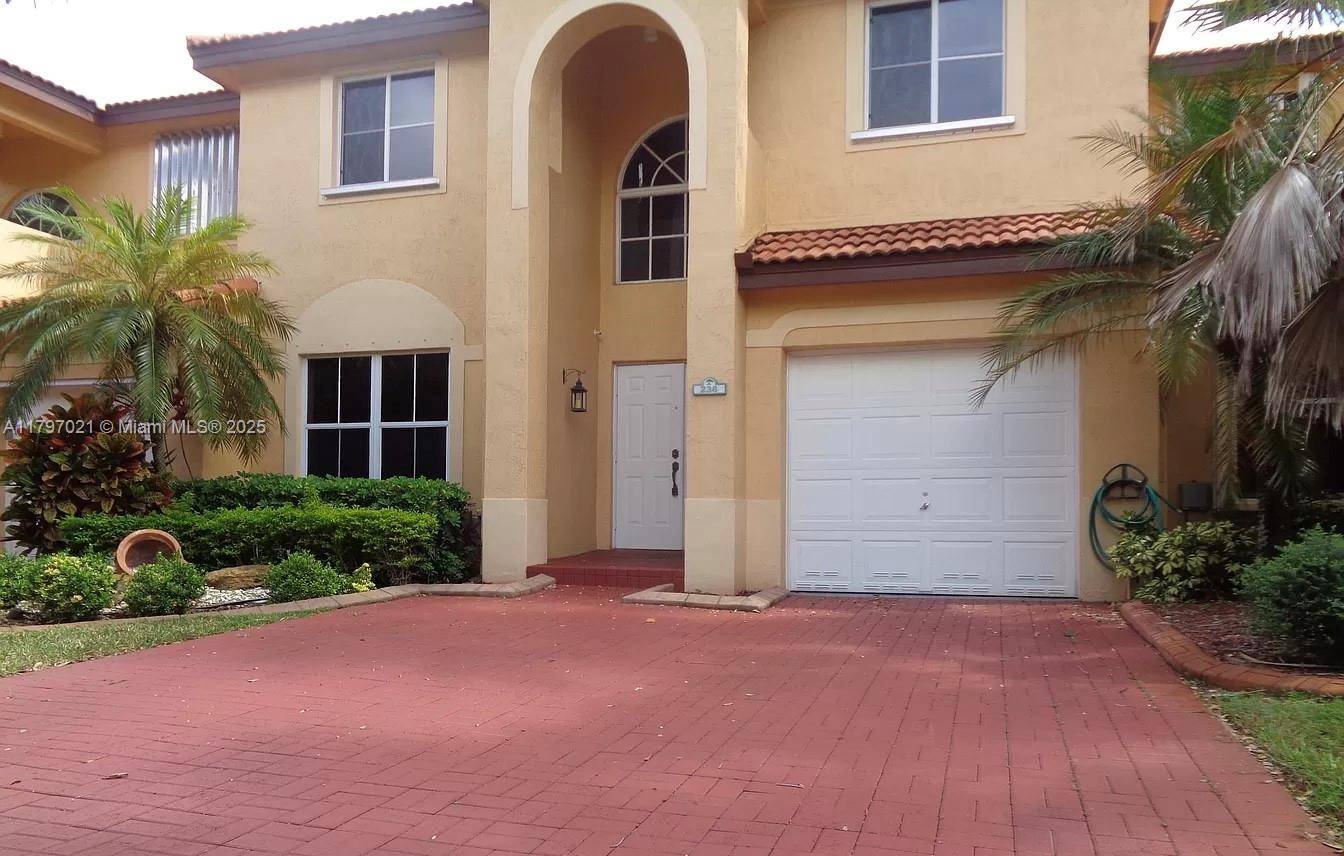 Davie, FL 33325,238 Magnolia Ave