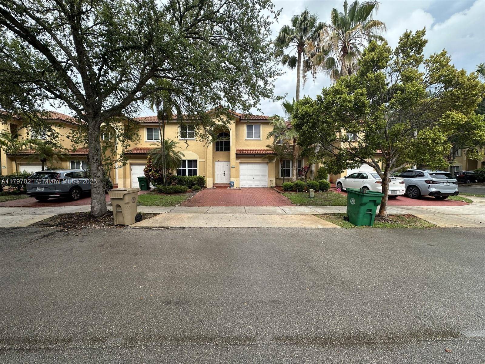 Davie, FL 33325,238 Magnolia Ave