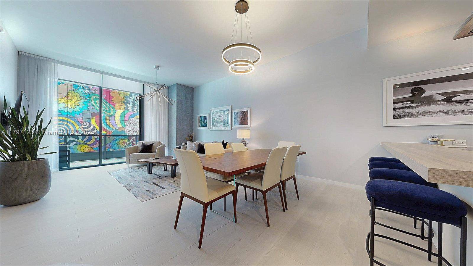 Miami, FL 33131,1000 Brickell Plz #1814