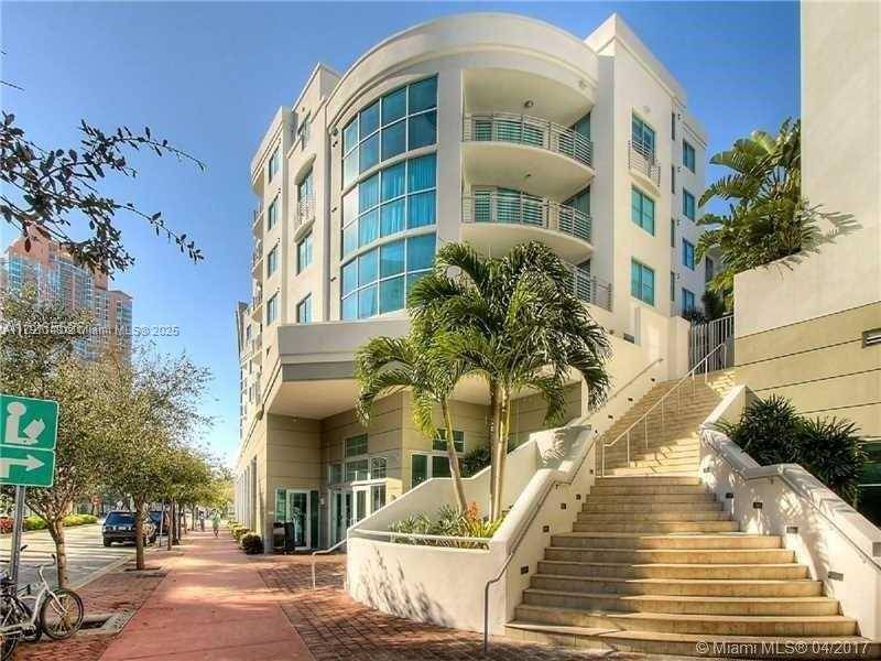 Miami Beach, FL 33139,110 Washington Ave #1817