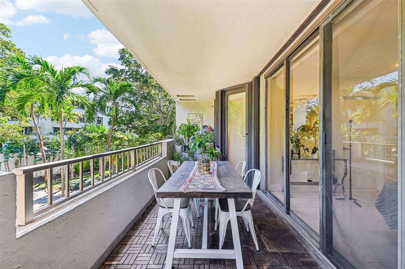 Key Biscayne, FL 33149,121 Crandon Blvd #251