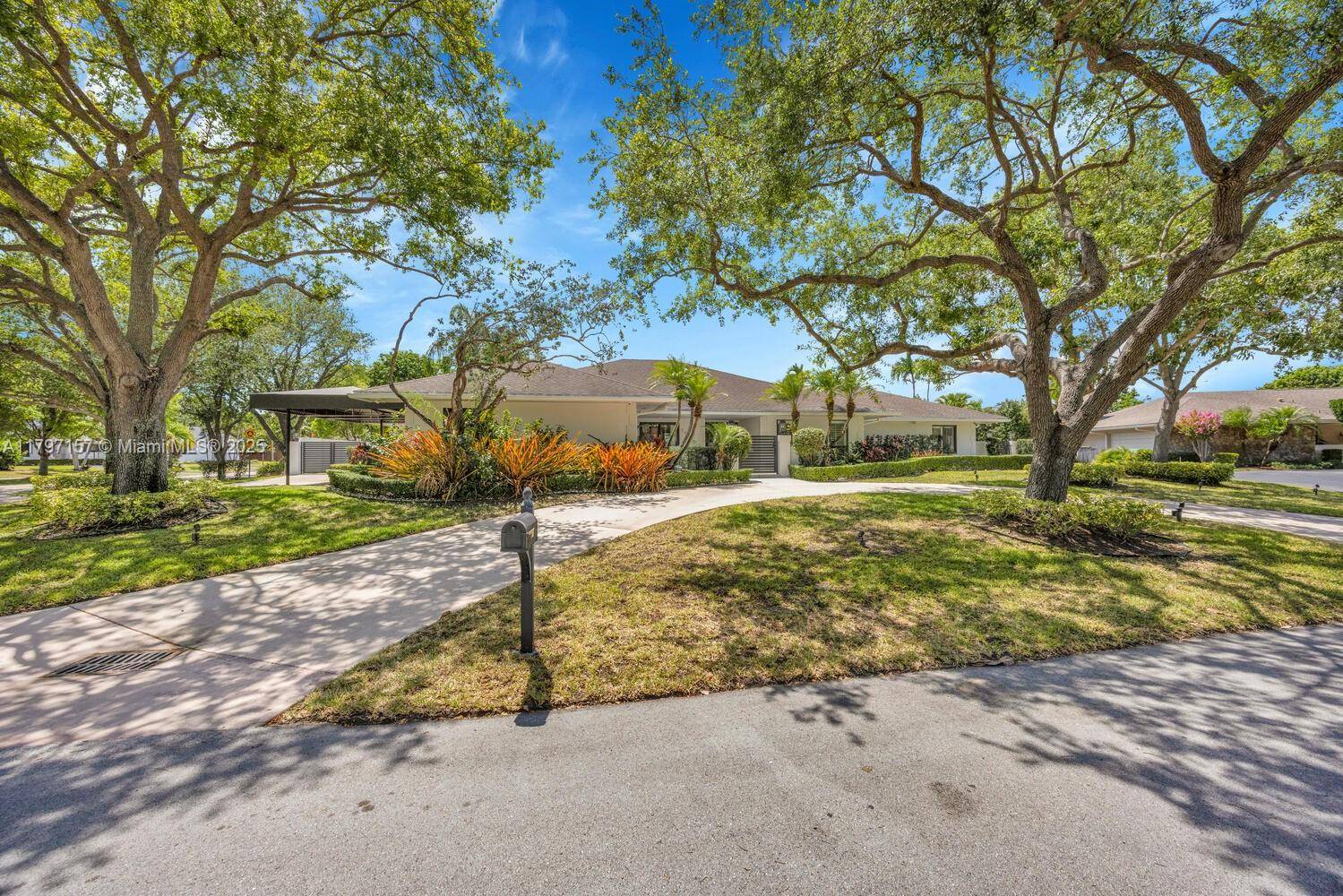 Palmetto Bay, FL 33157,15920 SW 81st Ave