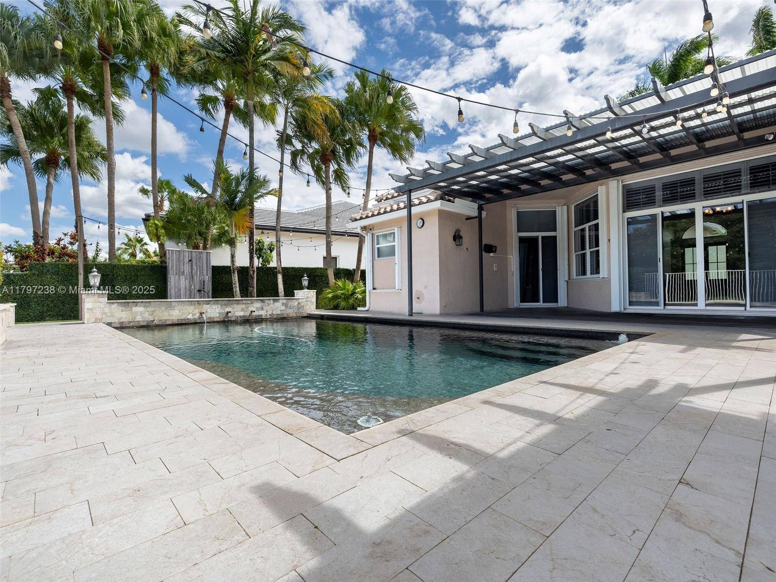 Weston, FL 33327,2414 Deer Creek Rd #0