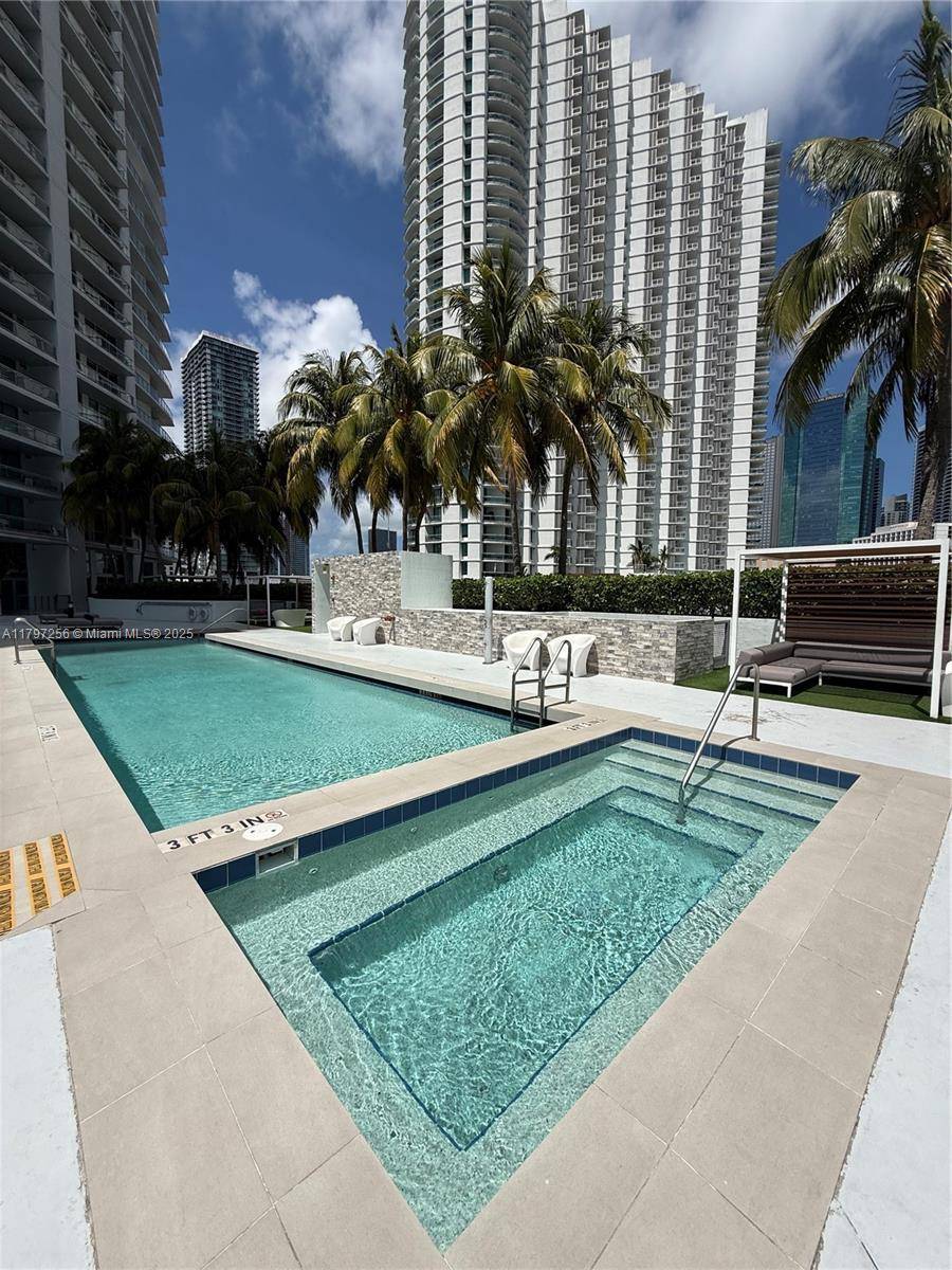 Miami, FL 33130,90 SW 3rd St #3601