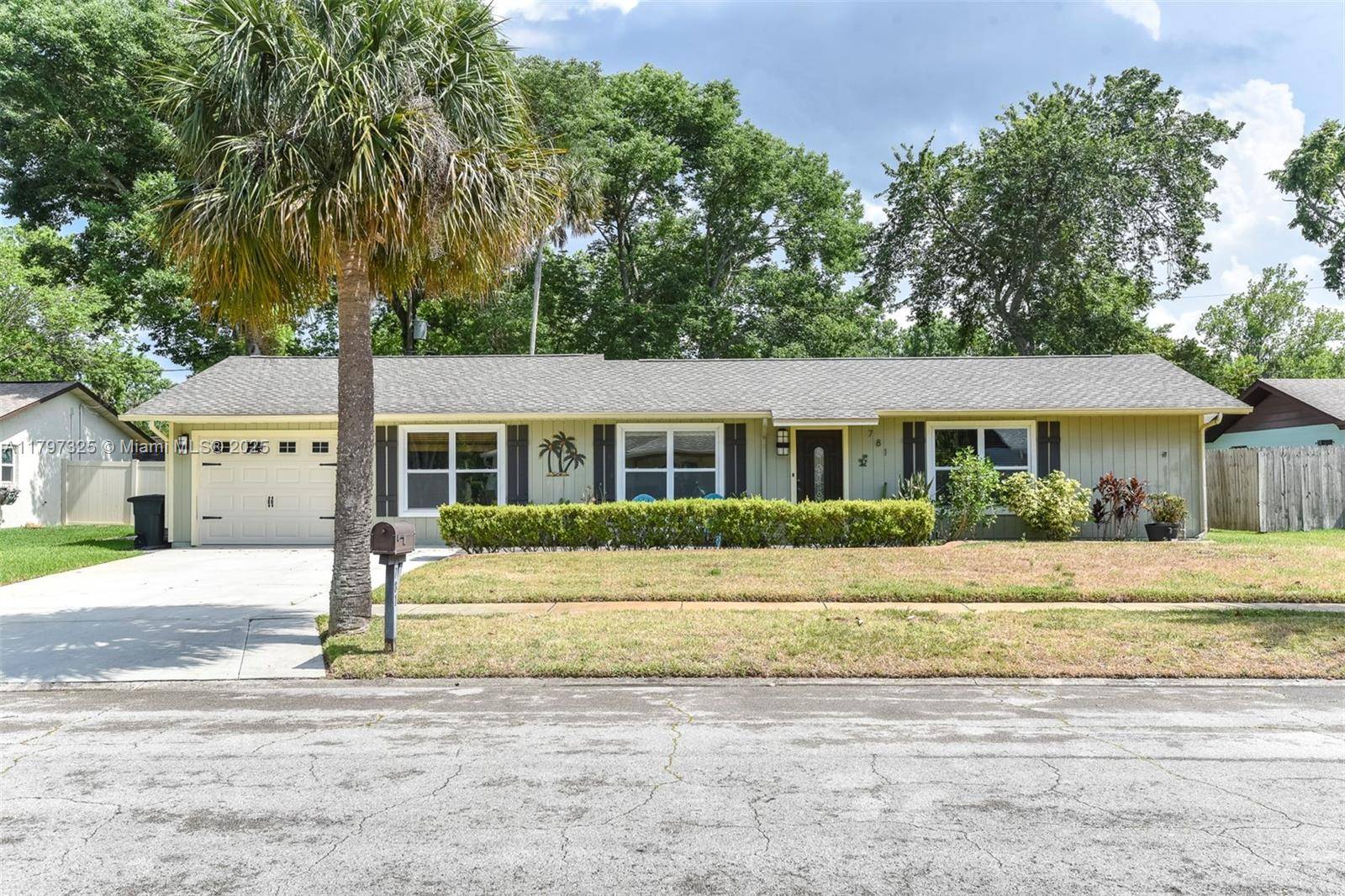 Daytona Beach, FL 32119,781 Little Pine Dr
