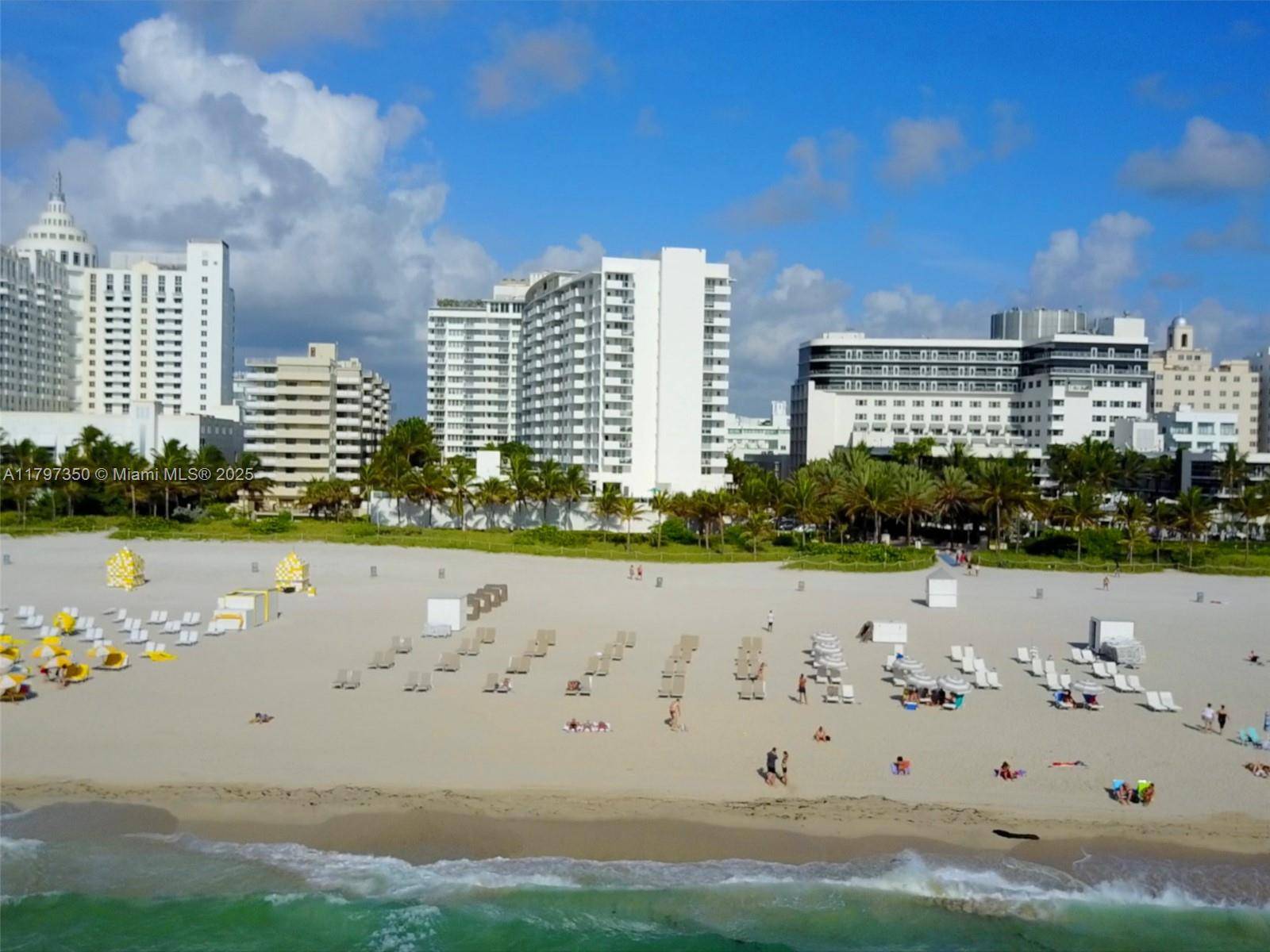 Miami Beach, FL 33139,100 Lincoln Rd #PH12