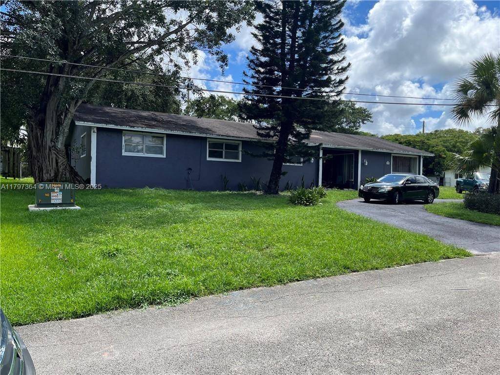 Dania Beach, FL 33314,4434 SW 59th Ct #1