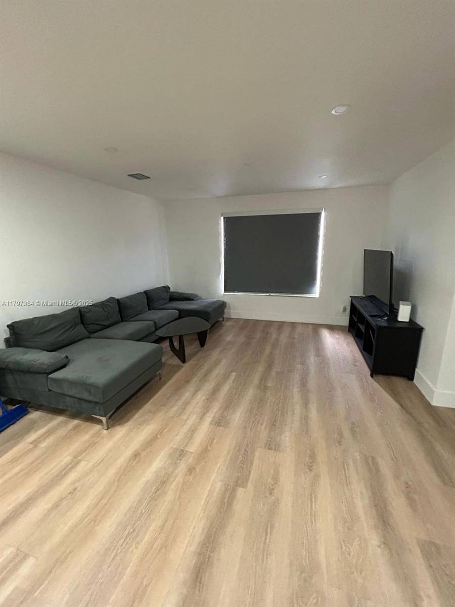 Dania Beach, FL 33314,4434 SW 59th Ct #1