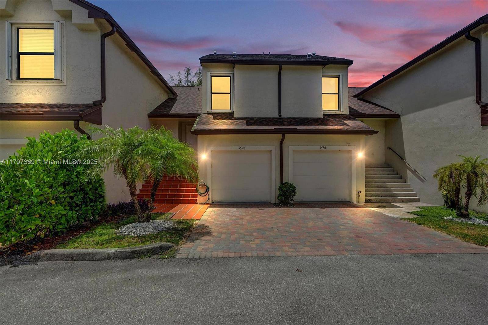 Pembroke Pines, FL 33025,9570 SW 3rd Ct