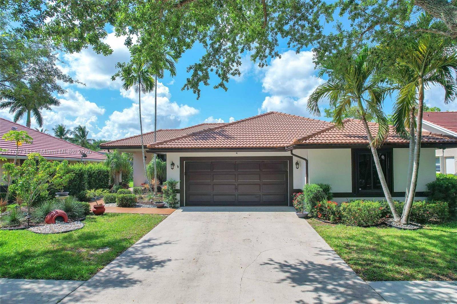 Weston, FL 33326,808 Hampton Ct