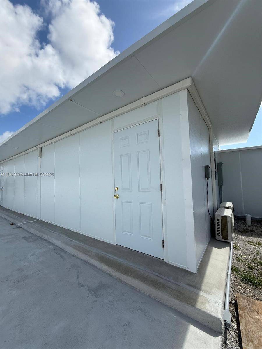 Miami, FL 33189,11260 SW 203rd St #1