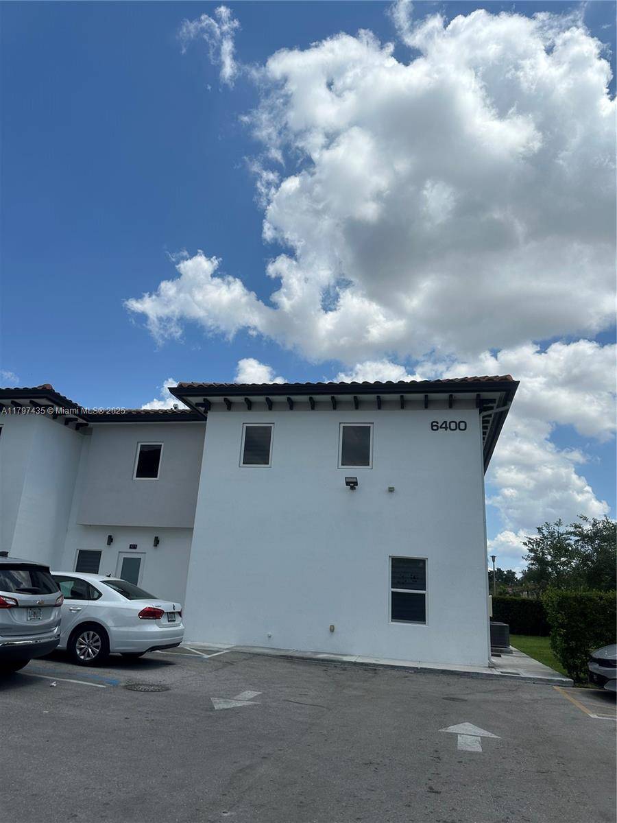 Miami, FL 33183,6400 SW 139th Avenue Rd #101