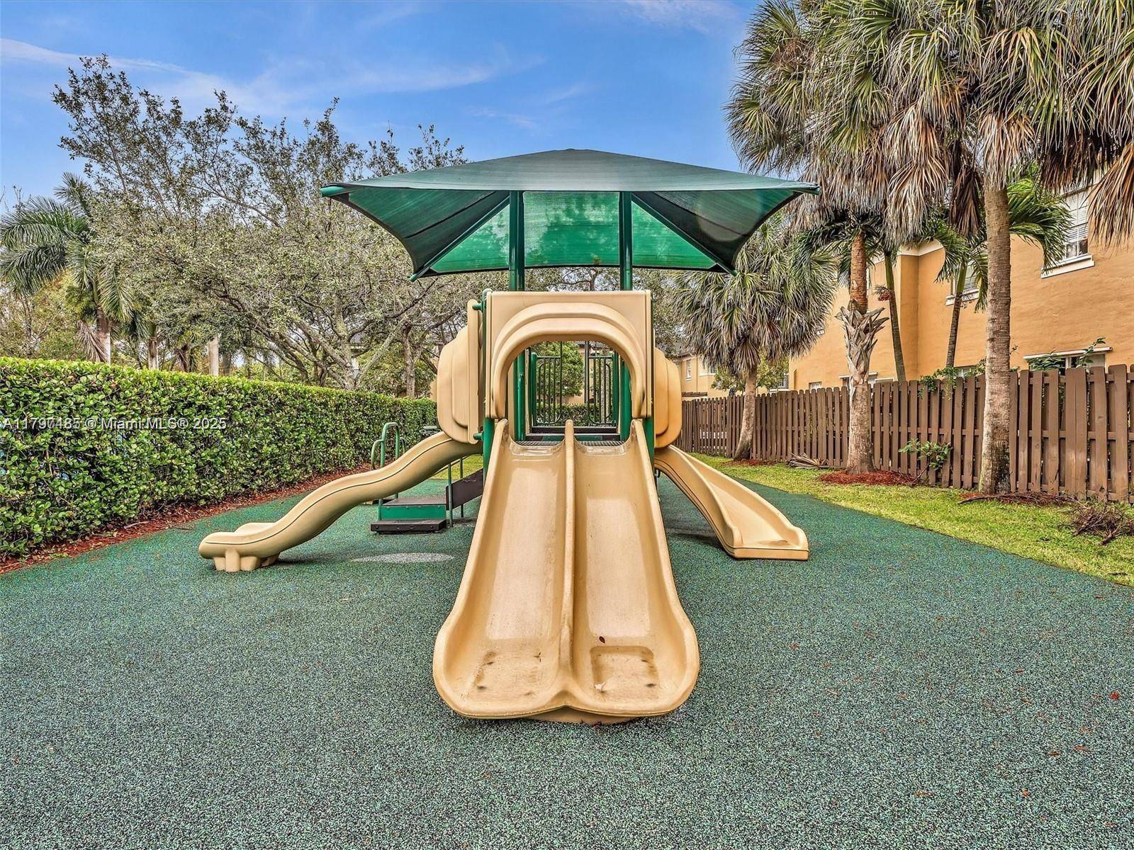 Davie, FL 33328,8706 Blaze Ct