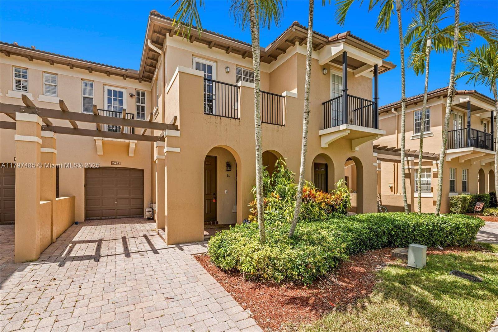 Davie, FL 33328,8706 Blaze Ct