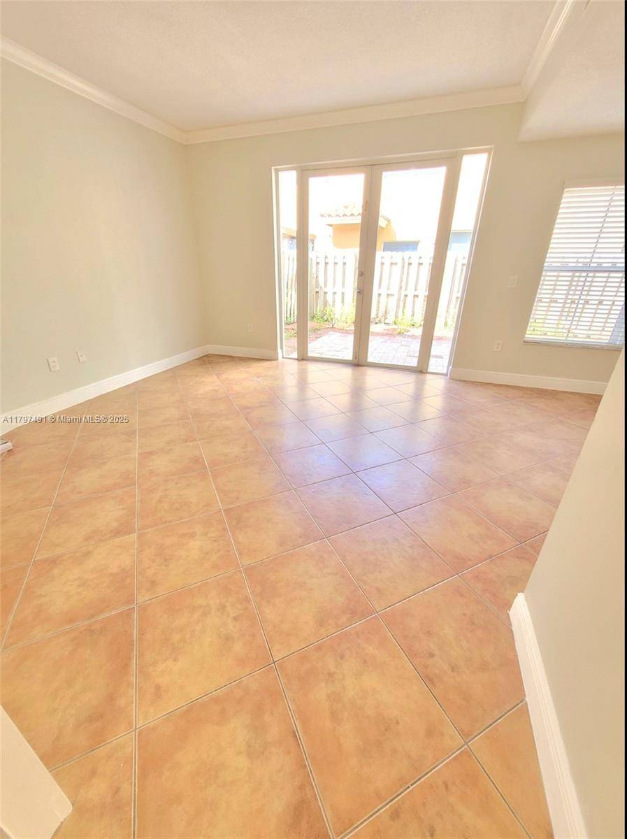 Miami Lakes, FL 33016,8551 NW 141st Ter #301