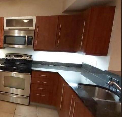 Miami, FL 33156,7350 SW 89th St #1804S